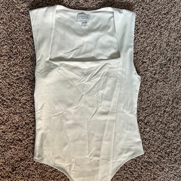 Aritzia Contour Esteem Bodysuit - Picture 2 of 4